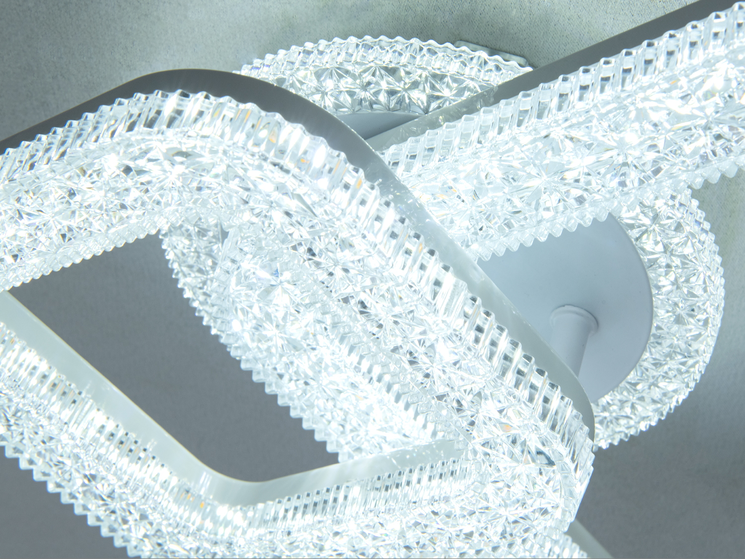 Світлодіодна люстра два квадрати біла 20 Вт