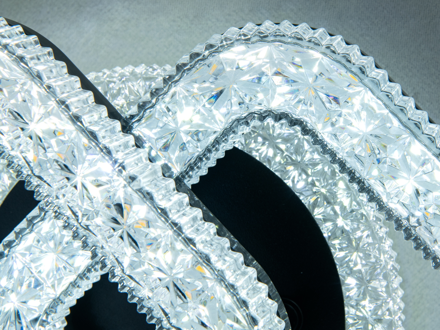 Світлодіодний світильник чорний 10Вт кристали