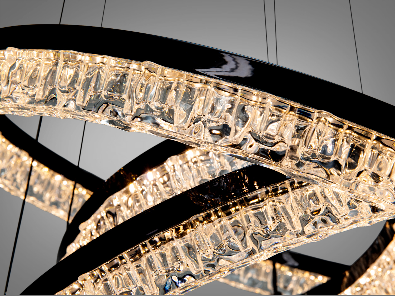 Підвісна люстра Diasha чорна LED 82 Вт 3 кільця