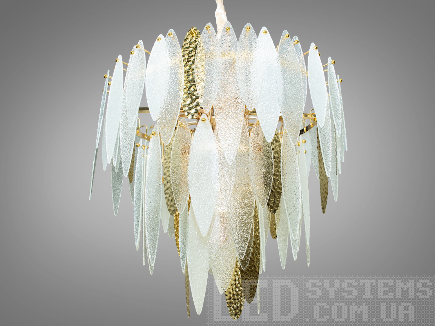 Стильний підвісний світильник з текстурованими скляними елементами, що створює м′яке освітлення.