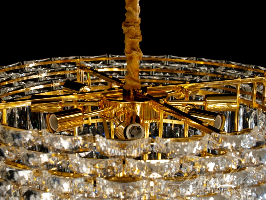 Сучасна кришталева люстра