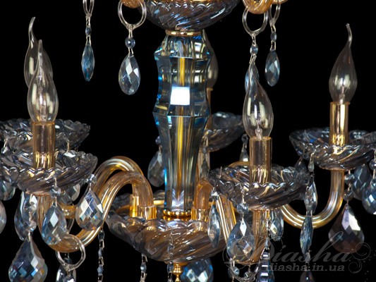 Классическая люстра