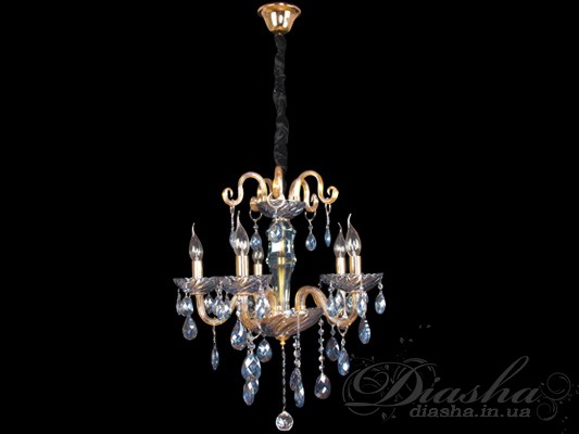 Классические люстры и бра этой модели с обыкновенными лампами накаливания или экономками на патрон Е14 помогут весеннему настроению надолго задержаться в вашем интерьере. Солидность классических форм уже знакомых украинскому покупателю по люстрам серии 4279 теперь представлена в новых исполнениях.