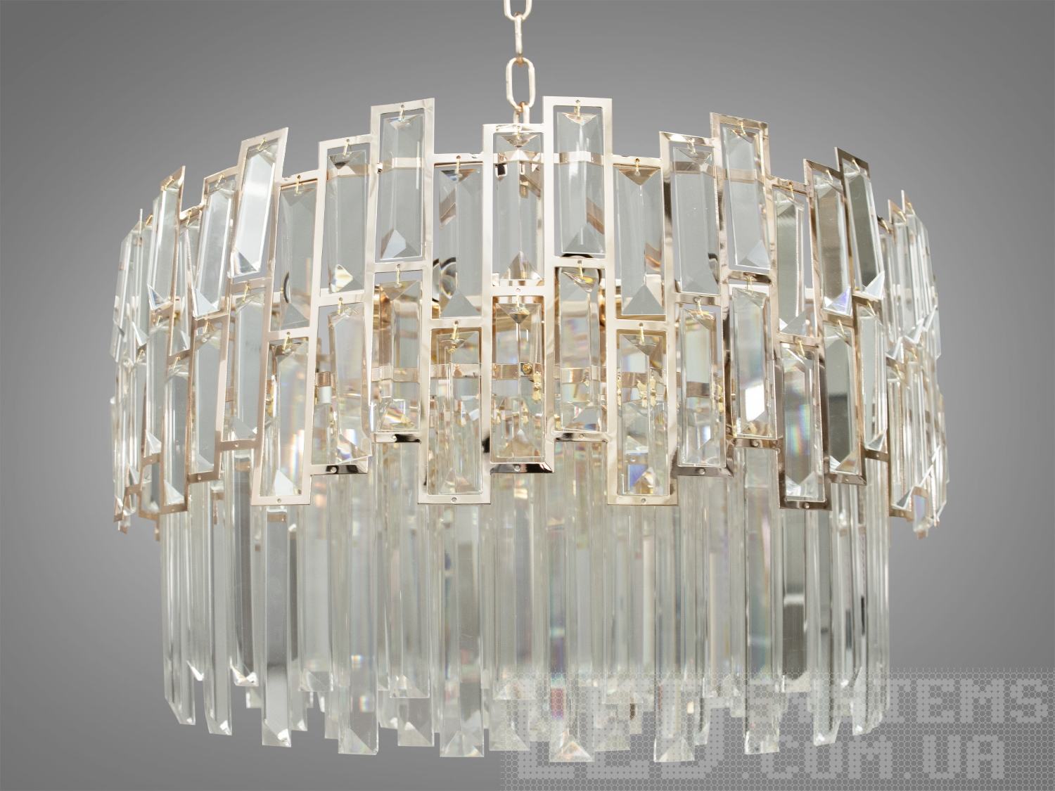 Современная хрустальная люстра