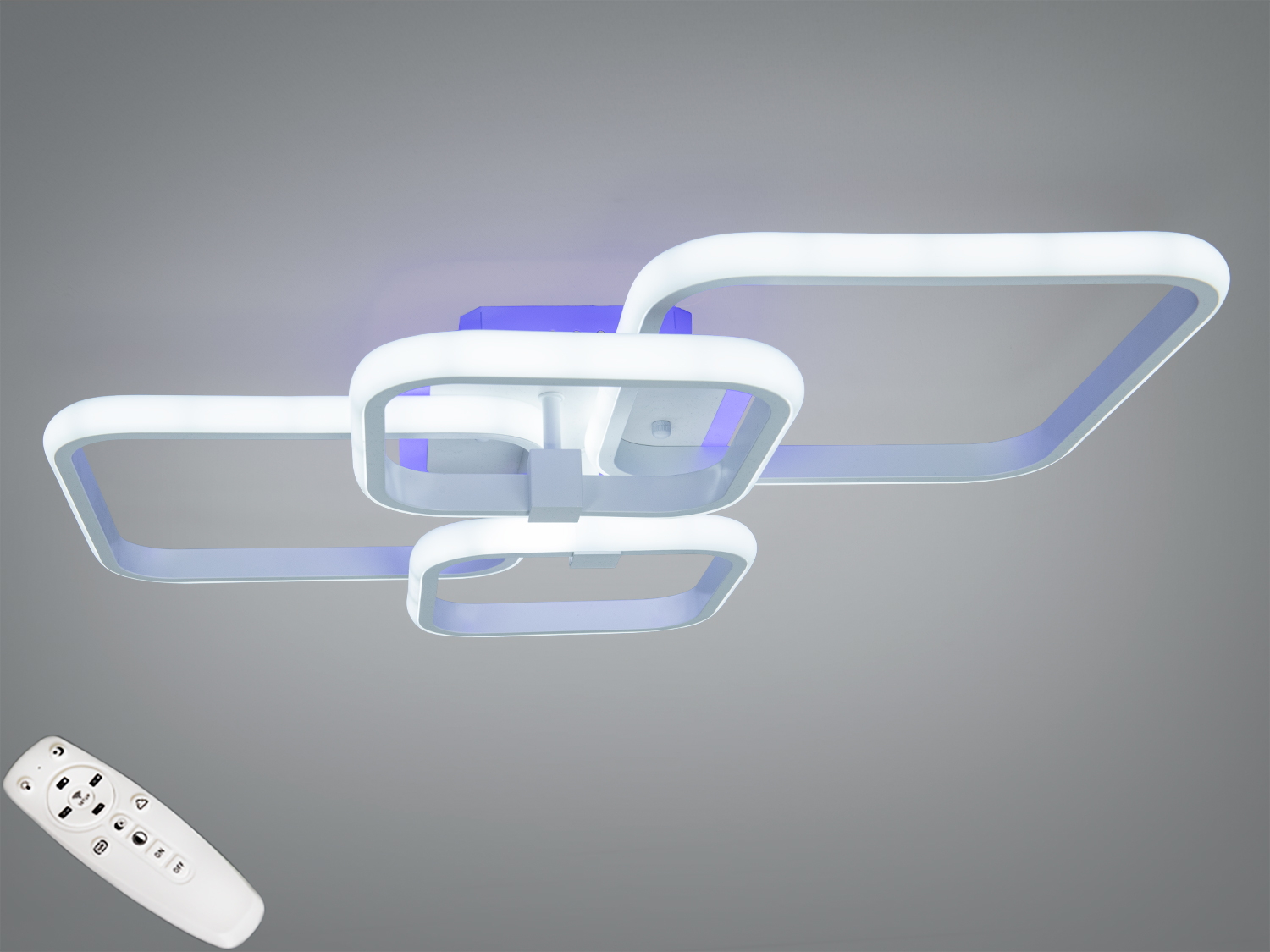 Світильник з пультом, квадратна форма, білий колір, підходить для стельового монтажу, сучасний дизайн.