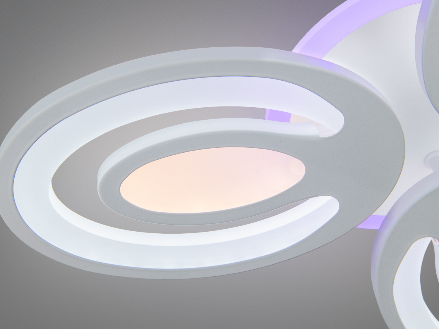 Люстра LED Diasha Trio Oval біла 60Вт пульт димер