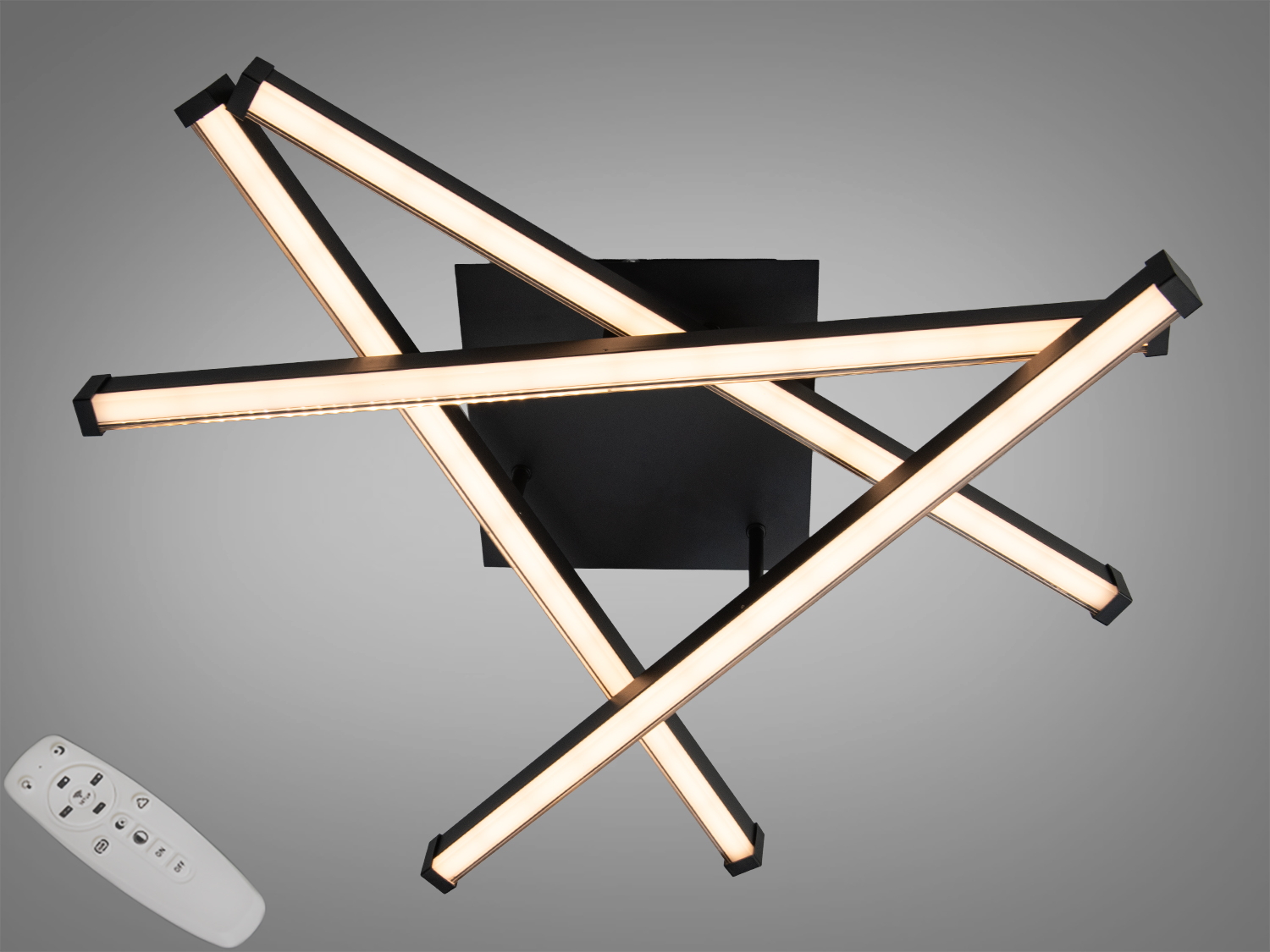 Світлодіодна люстра Diasha 80 Вт у чорному кольорі з димером і пультом. Чотири перехресні LED-лінії, рівномірне освітлення до 14 м², сучасний дизайн.