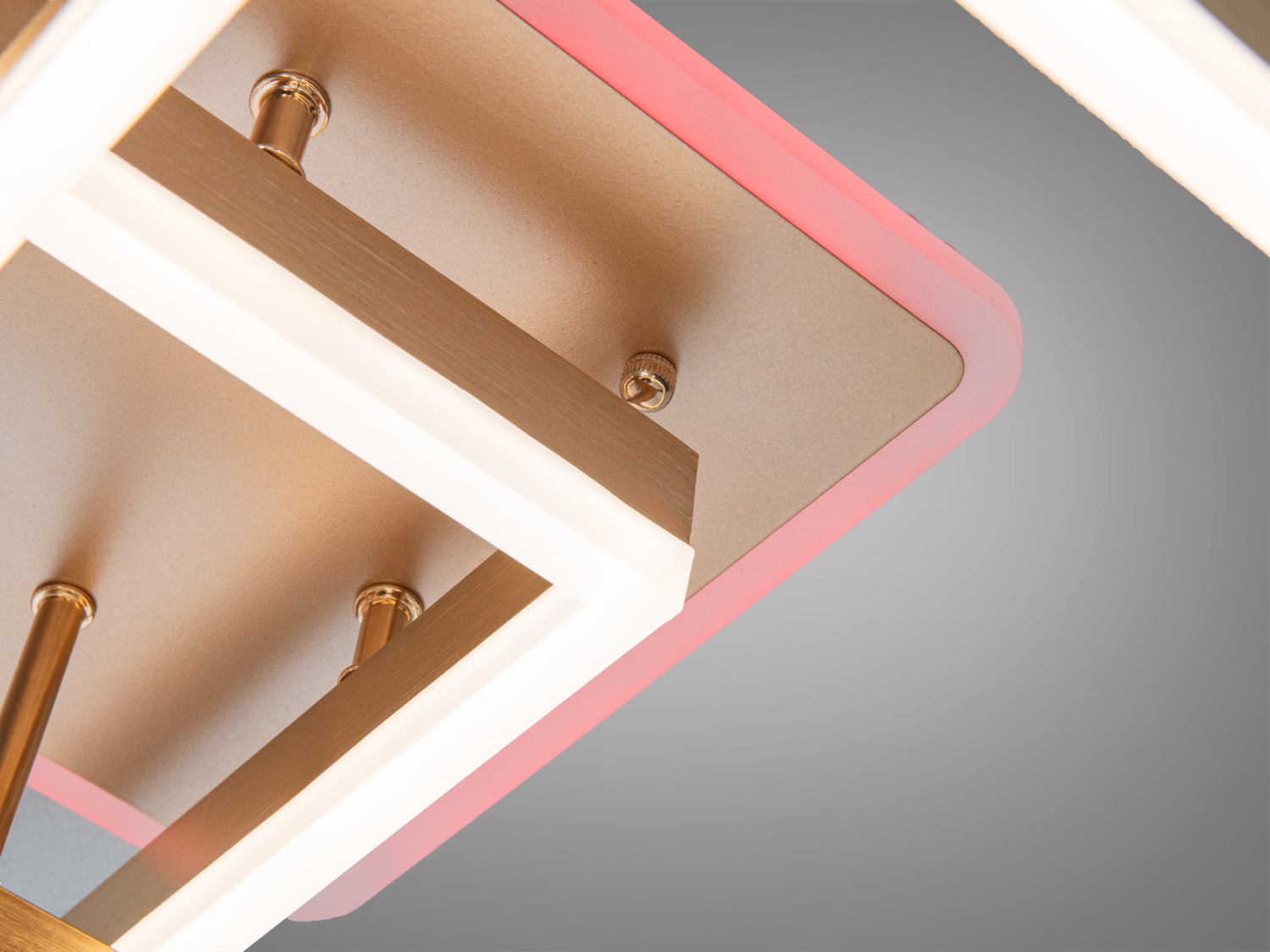 Стельова світлодіодна люстра золото 64 Вт 3520 лм пульт димер