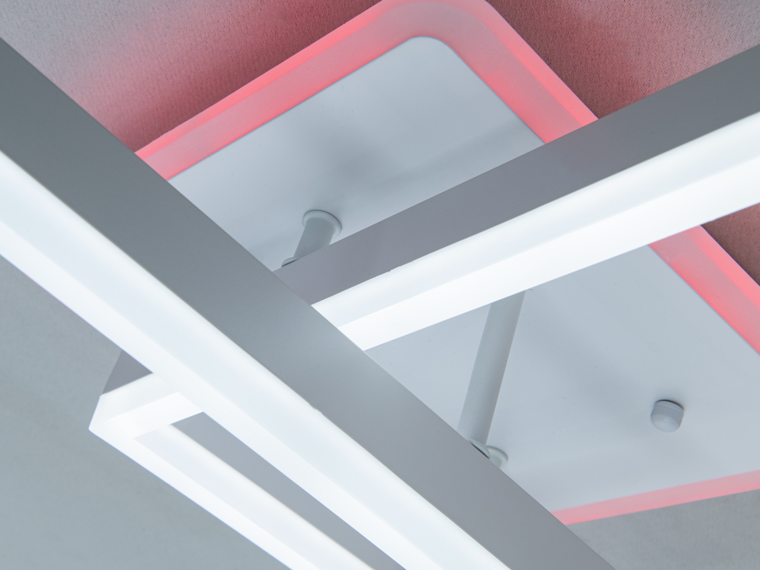 Стельова LED люстра біла 64W пульт димер 3 кольори