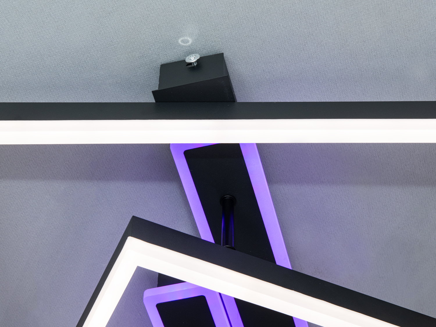 Стельова LED люстра Diasha чорна 85W пульт димер