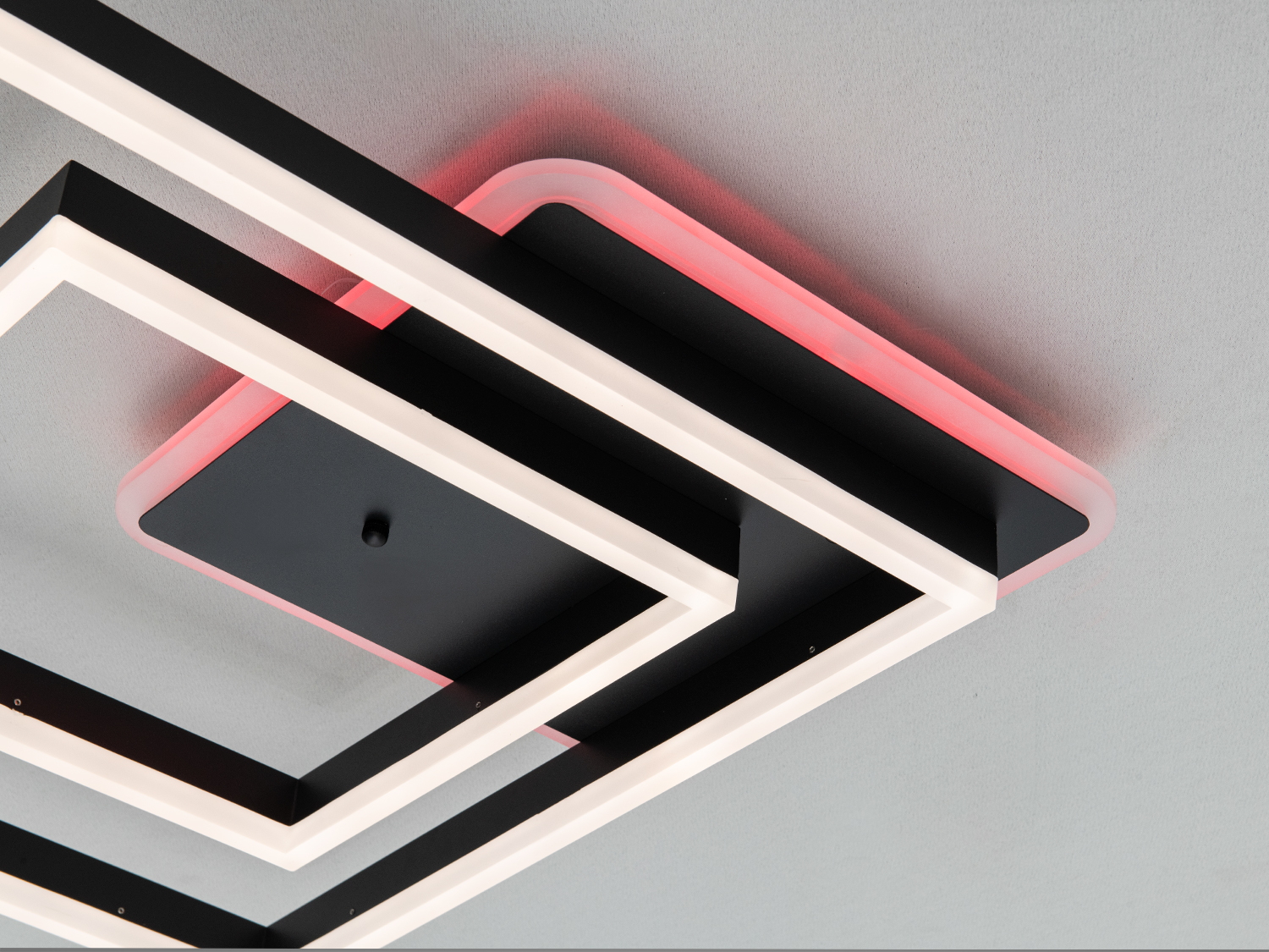 LED люстра стельова чорна пульт димер 84 Вт