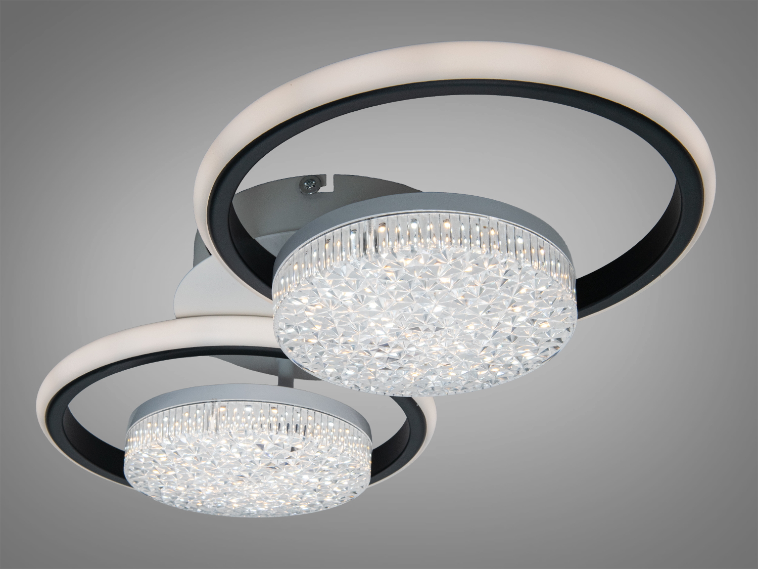 Дизайнерський світильник з двома LED лампами в кристалічних плафонах, оснащений стельовим кріпленням.