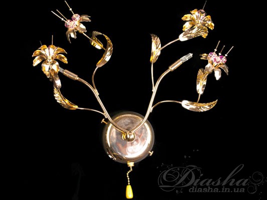 &nbsp;&nbsp;&nbsp;Немов букет екзотичних квітів - таке враження справляє ця галогенова люстра. За Вашим побажанням, вона може комплектуватися прозорими, рожевими, коричневими і зеленими каменями. У цьому виявляється справжня турбота про покупців. Тепер Ви зможете зробити свій інтер'єр неповторним, завдяки новій серії бра ТМ 