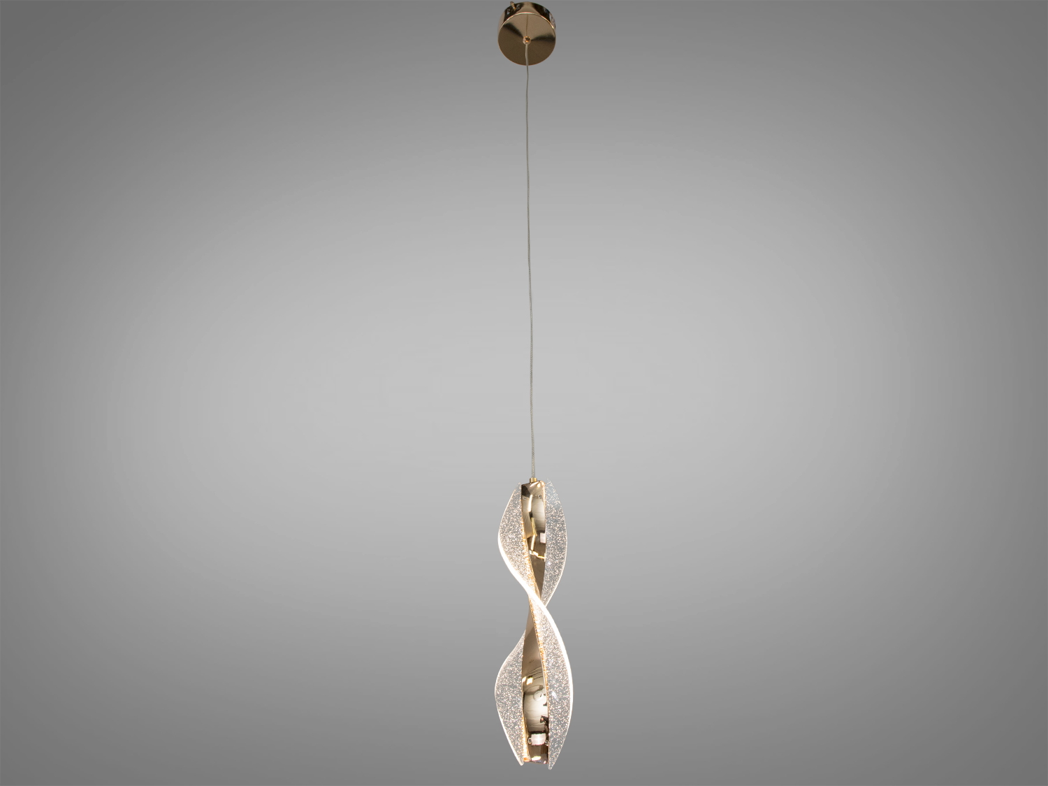 Підвісний акриловий світильник з плавними лініями та блискучою обробкою, створює м′яке освітлення. Ідеальний для спальні.