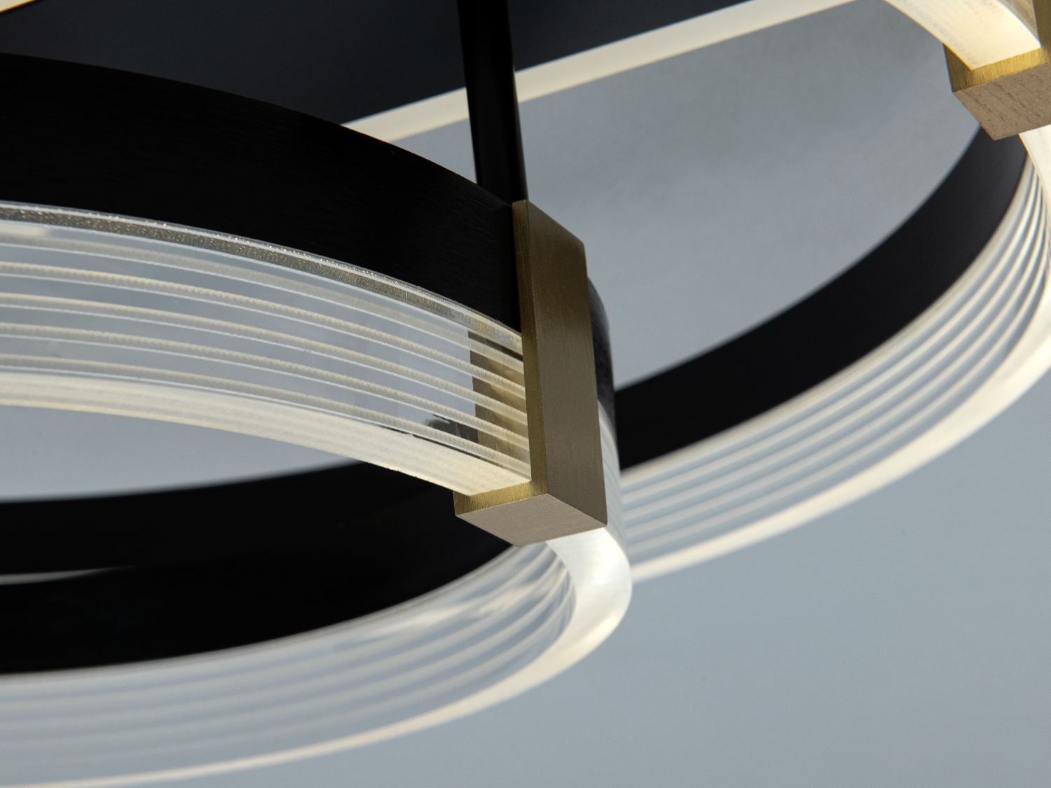 Стельова LED люстра біла 58W два кільця димер ПДУ