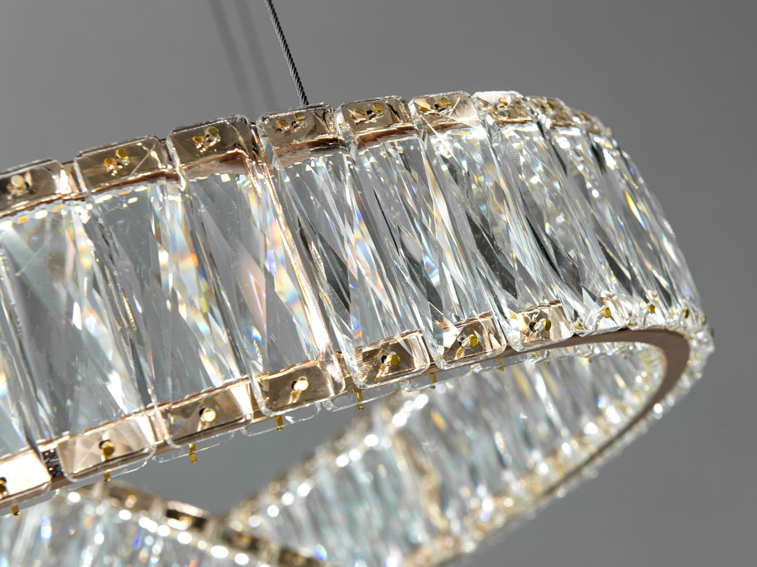 Витончена кришталева LED люстра для холу, колір золото, 180W на 26м2