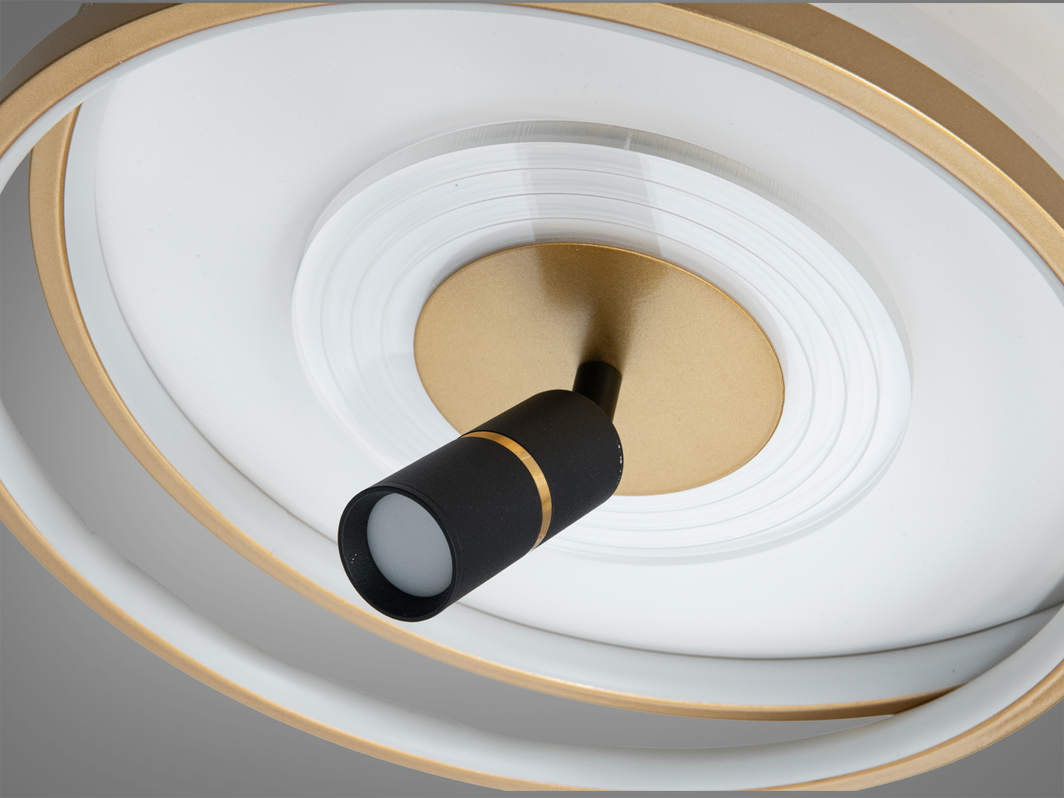 Люстра LED Diasha білий-золото 66Вт пульт 11м²