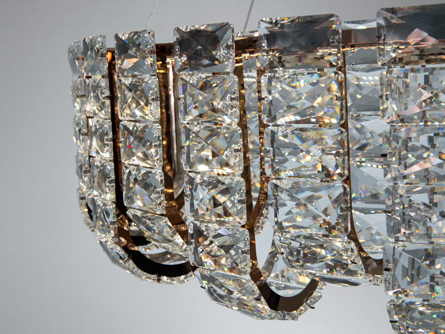 Підвісна люстра LED кришталева 83Вт золото пульт