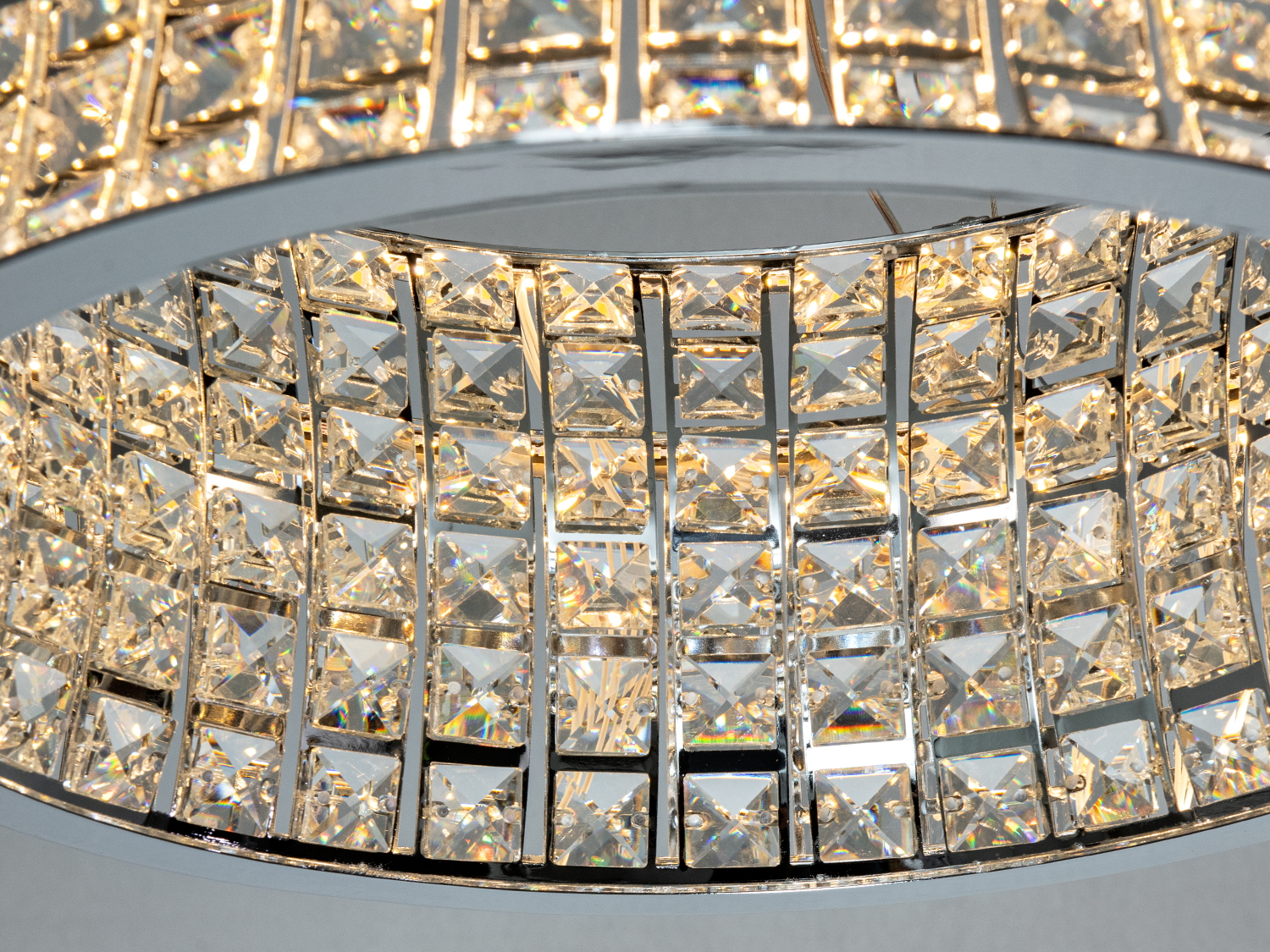 Люстра підвісна LED Diasha золото 85Вт з пультом