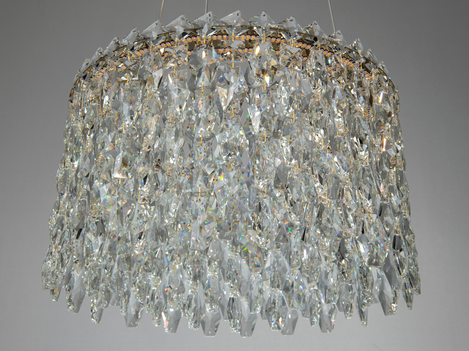 Світлодіодна підвісна люстра Diasha 52 Вт золото