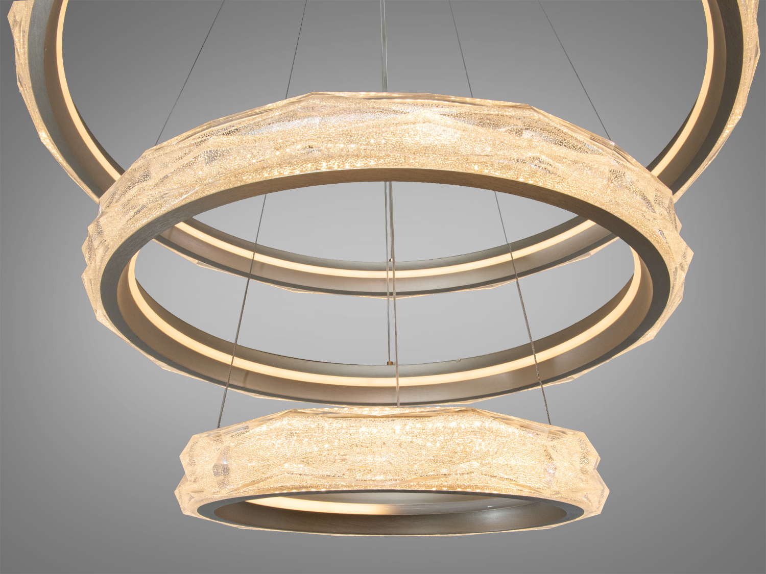 Люстра LED Diasha підвісна золото 3 кільця 250Вт