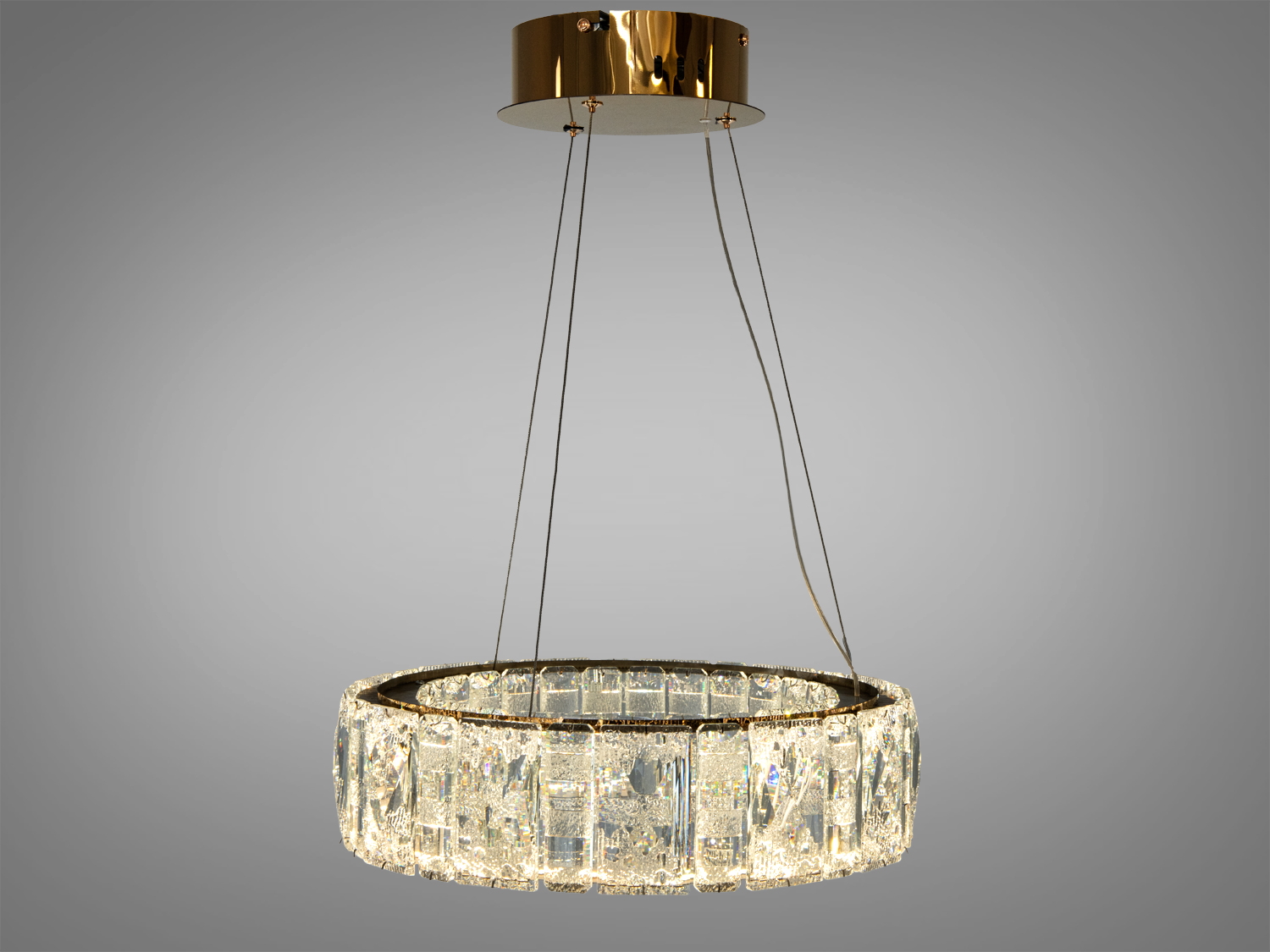 Люстра з кришталевими вставками, підвісна конструкція, кругла форма, підходить для сучасних інтер′єрів.