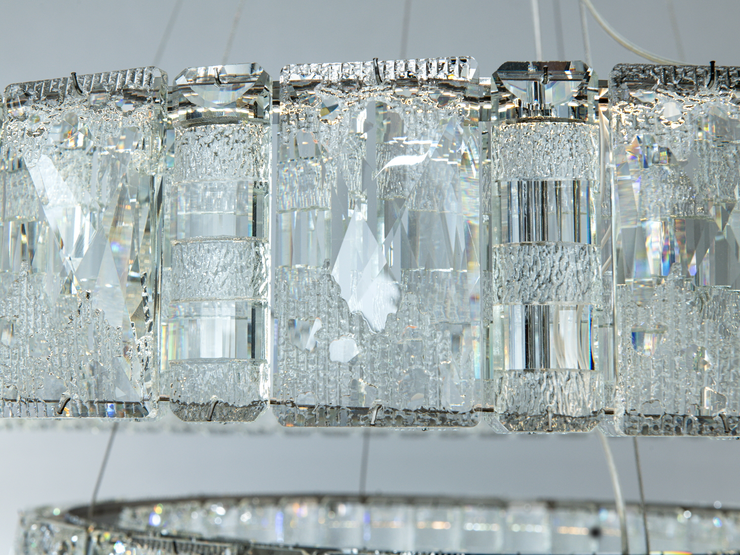 Підвісна кришталева LED люстра хром 135Вт пульт 23м2