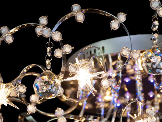 Галогенова люстра зі світлодіодною підсвіткою