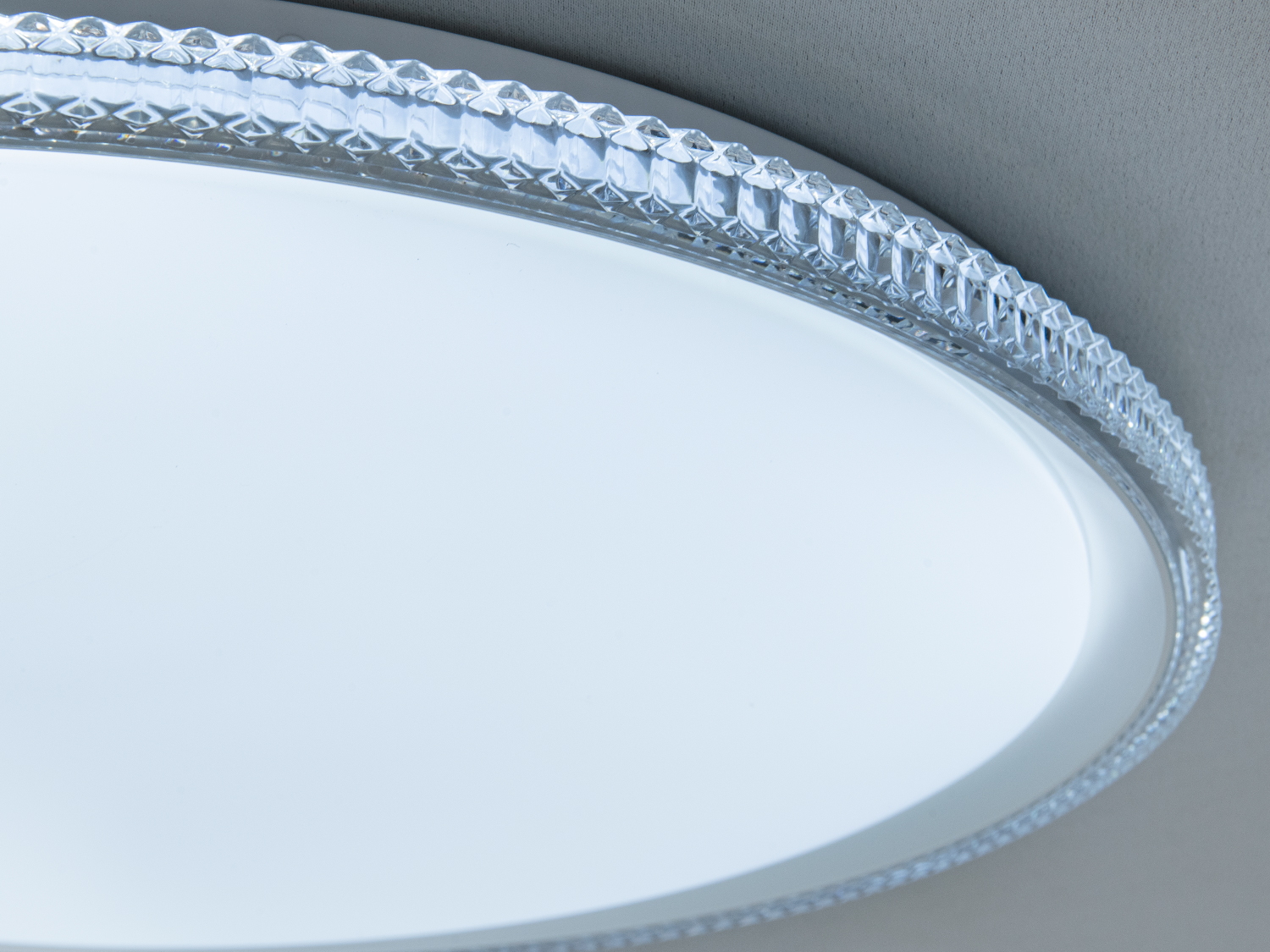 Світлодіодна стельова люстра біла 85 Вт 15 м²