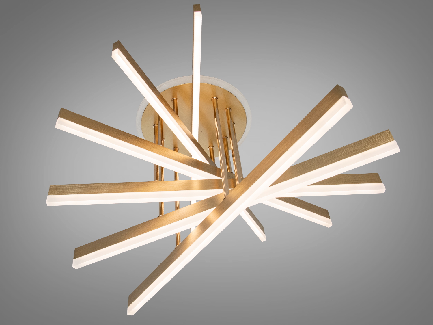Світильник з дерев′яними планками, розташованими в хаотичному порядку, з теплим білим світлом для сучасного інтер′єру.