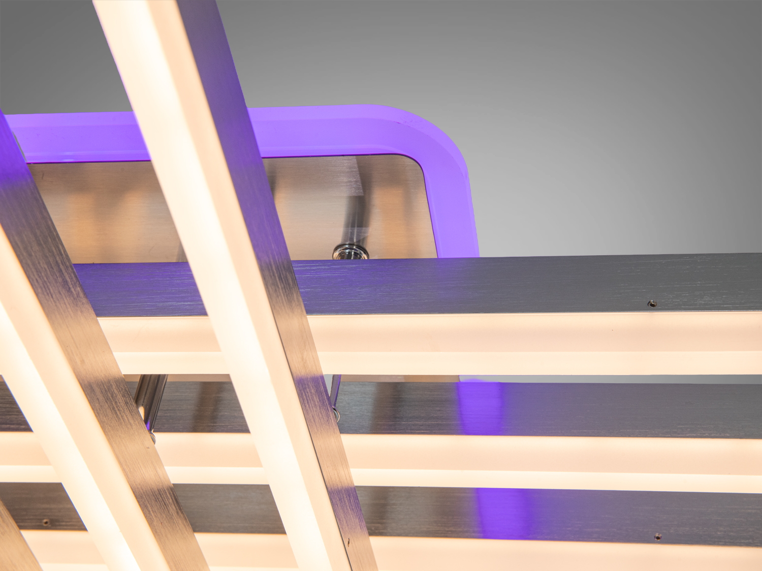 Люстра стельова матовий хром пульт 8 ліній 136Вт