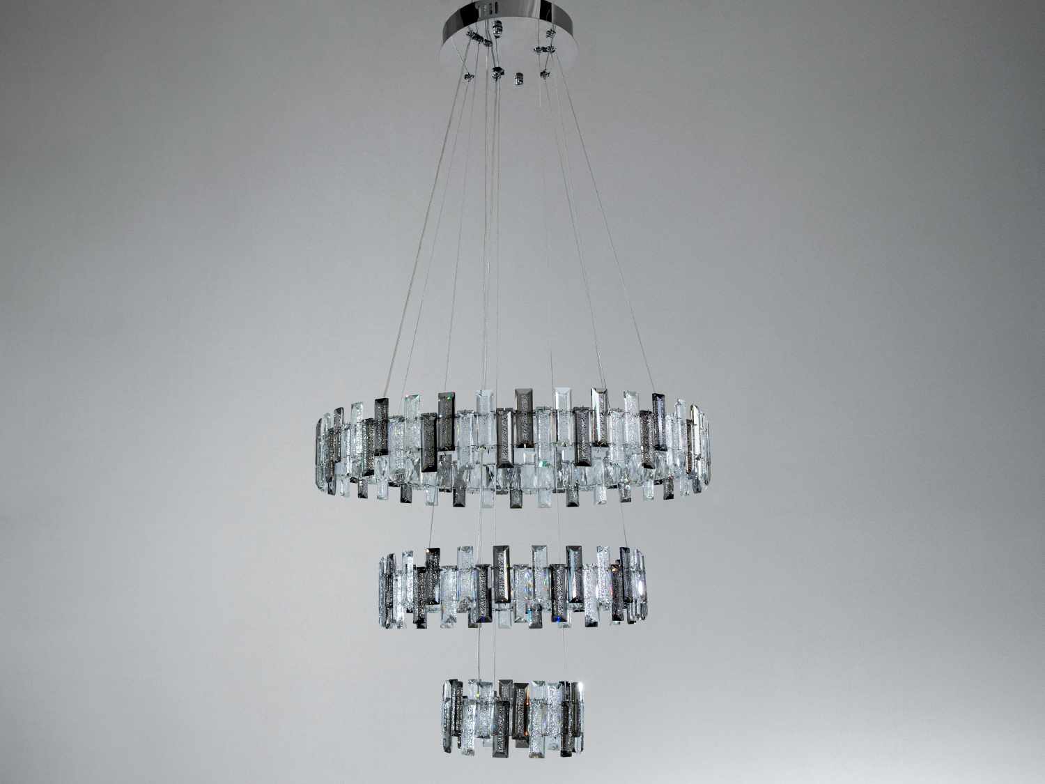 Кришталева LED люстра три кільця хром 70 Вт