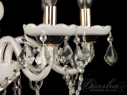 Классическая люстра