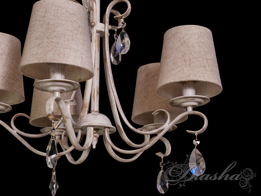 Люстра в стилі