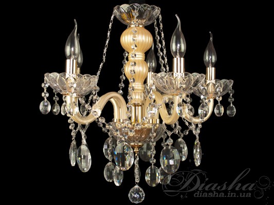 Классическая люстра