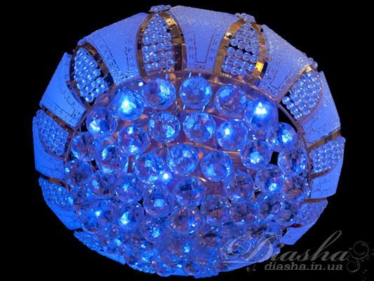 Кришталева люстра зі світлодіодним підсвічуванням