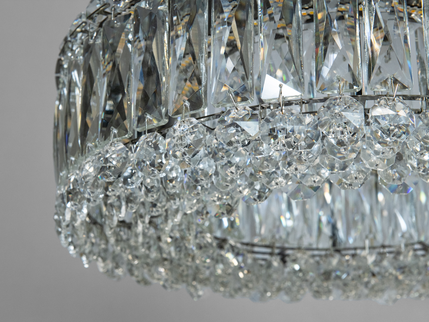 Підвісна кришталева світлодіодна люстра 85Вт хром