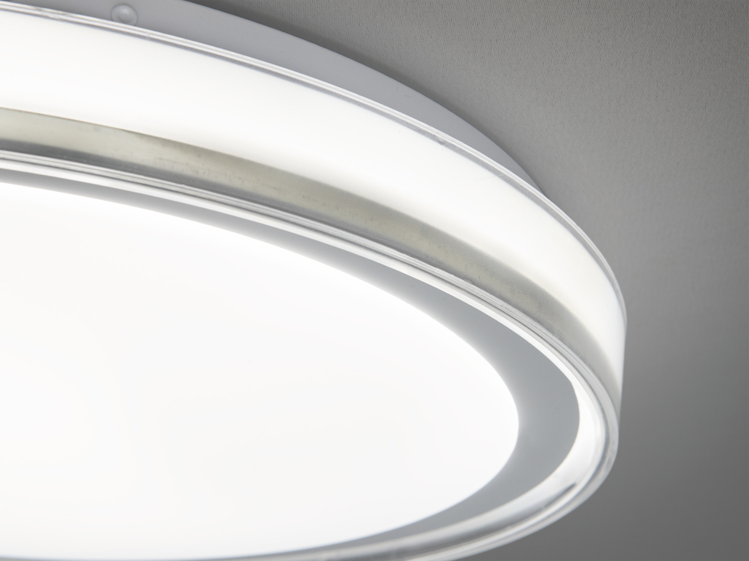 Світлодіодна стельова люстра біла 46Вт до 8 м²