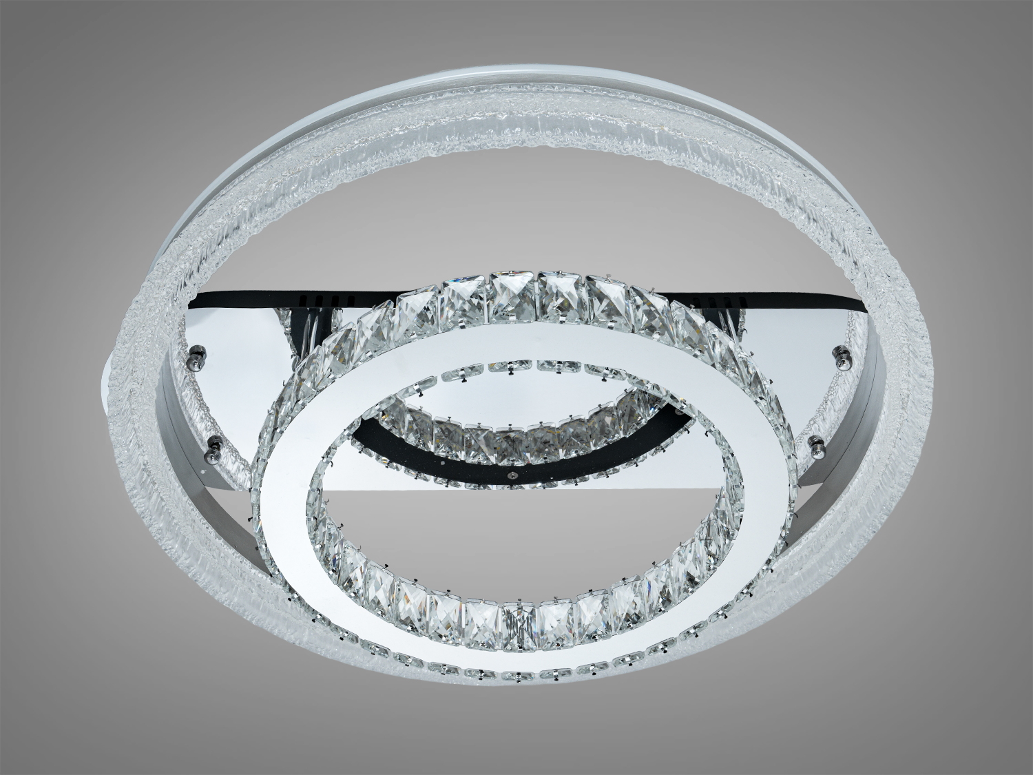 Стельовий світильник з прозорими акриловими кільцями на металевій основі. Ідеально підходить для вітальні.