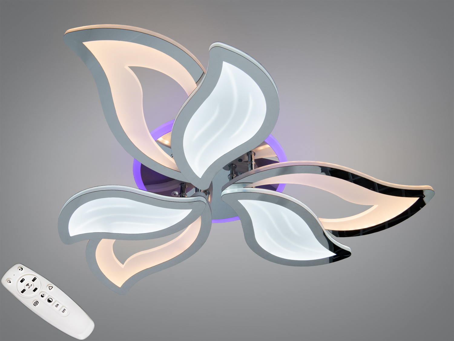 Стельова LED люстра 78W у хромі з пультом і димером. 3 модулі, триколірна підсвітка основи, орієнтовне освітлення до 13 м².