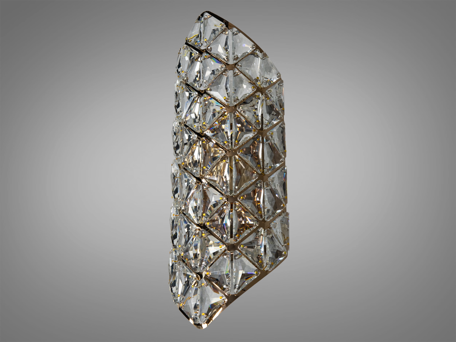 Елегантний класичний настінний світильник бра з кришталю для розкішного інтер′єру.