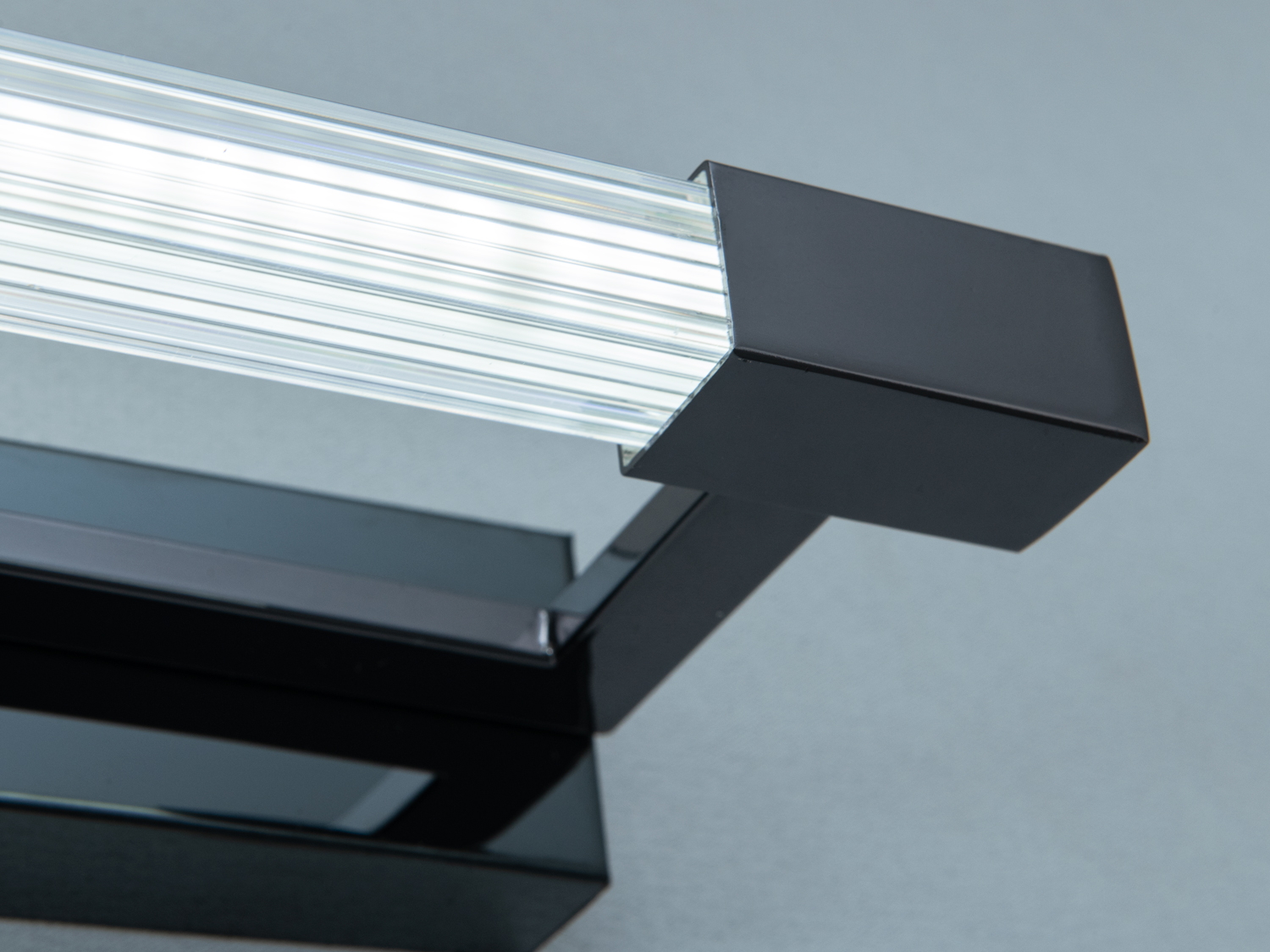 Настінний LED світильник Лофт чорний хром 9 Вт три режими