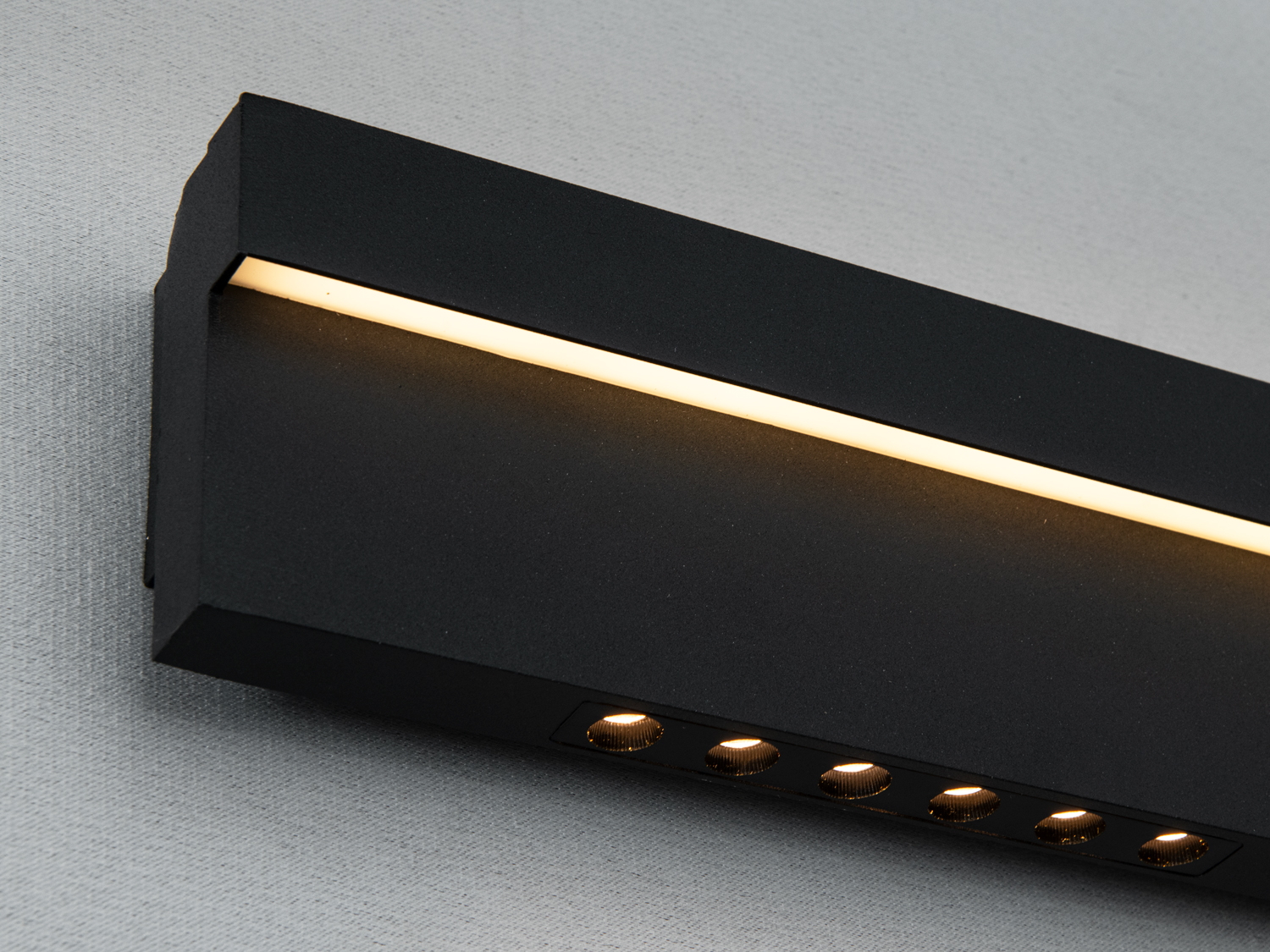 Настінний LED бра 24 Вт чорний лінійний