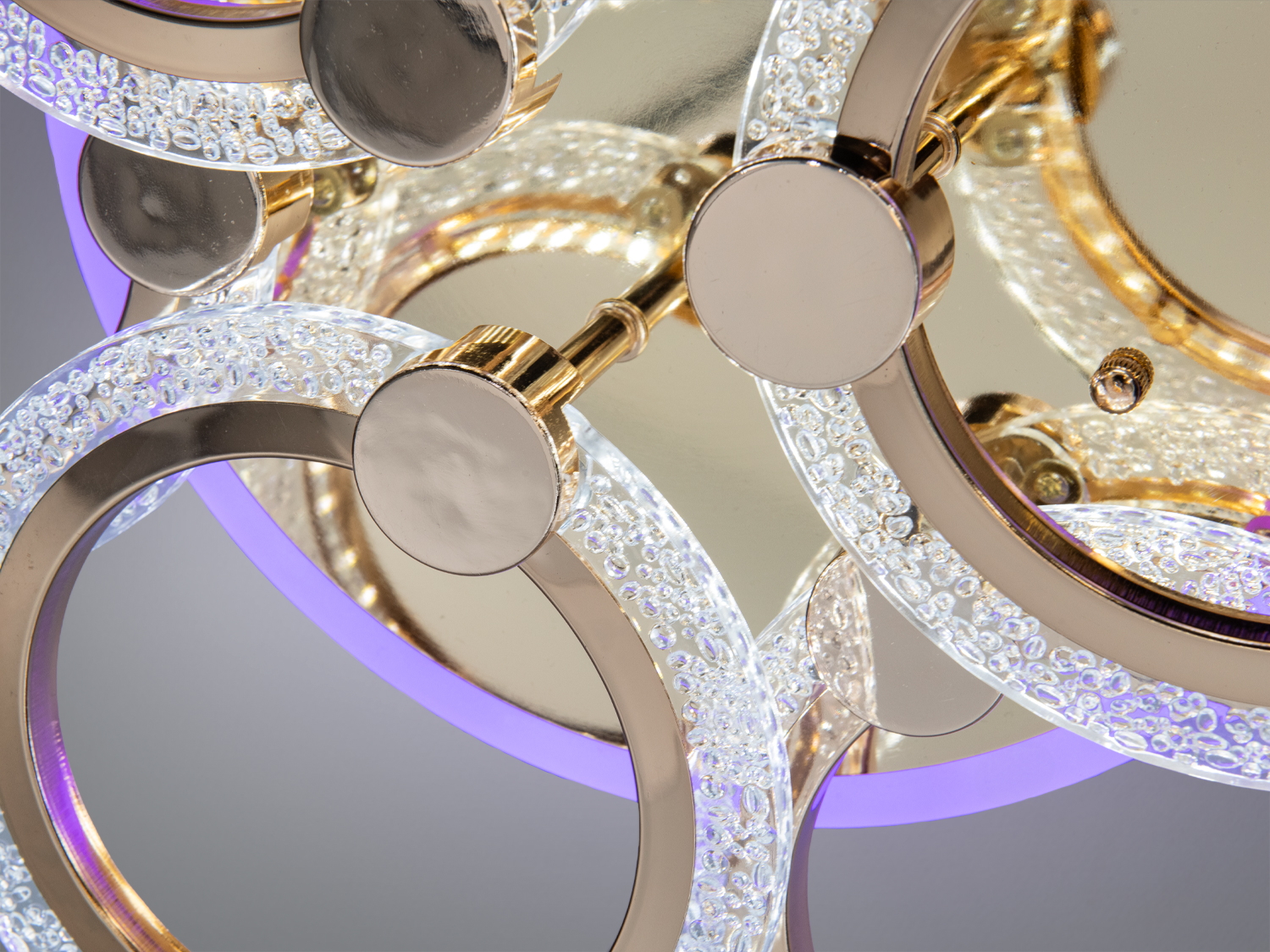 Люстра стельова Diasha 8022 золото 80Вт пульт