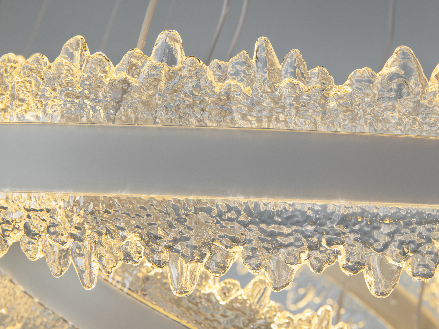 Підвісна люстра LED біла 185W 3 кільця з пультом