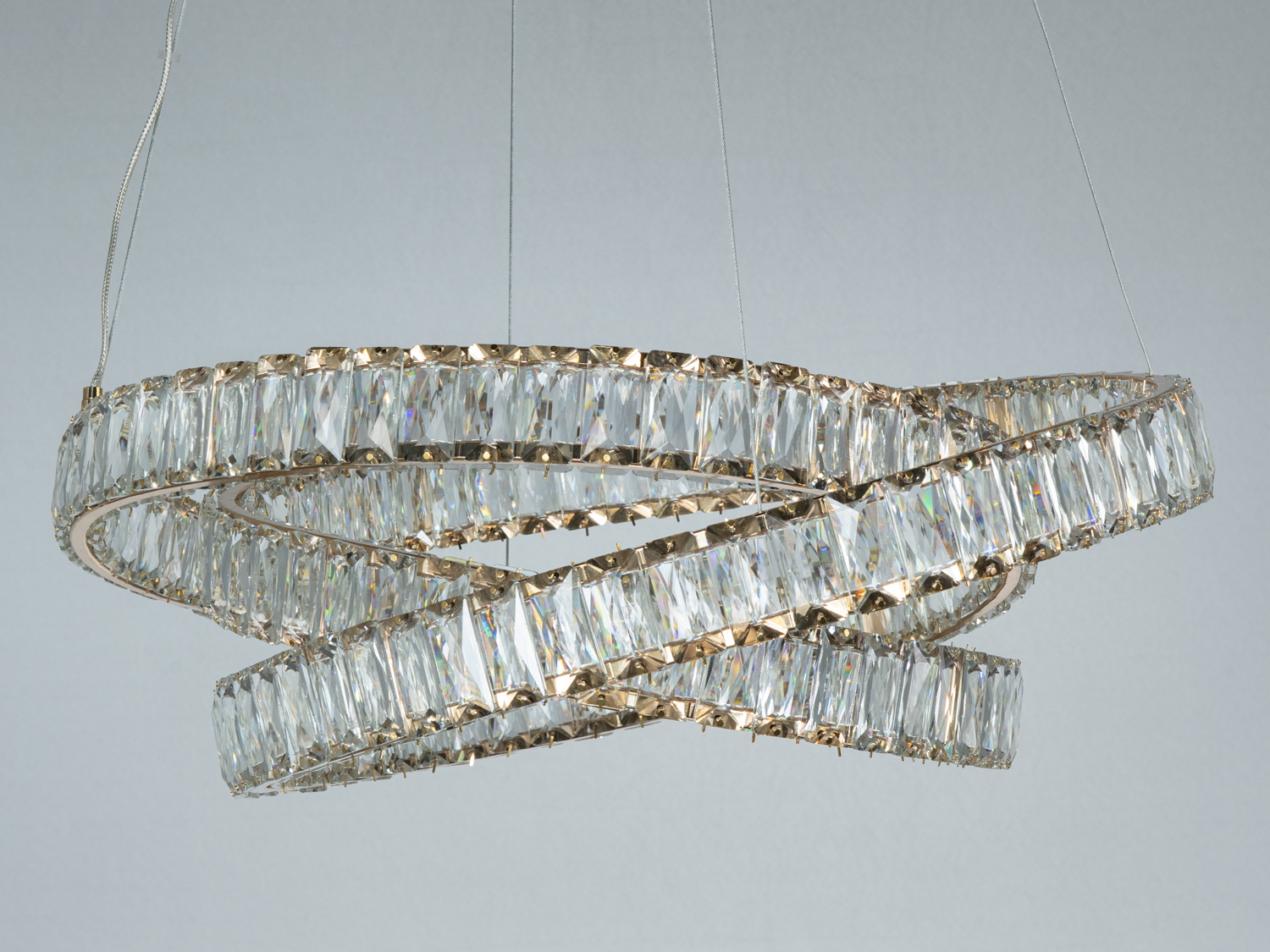 LED люстра підвіс золото 92 Вт з пультом