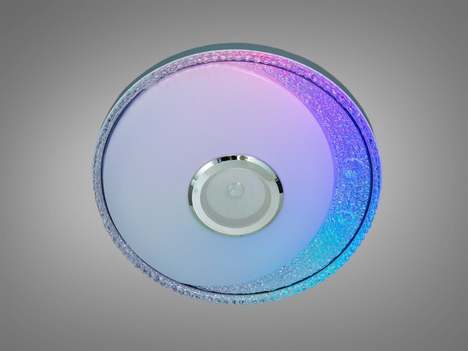 Стельова лампа з кольоровим підсвічуванням, дистанційним керуванням та кристалами, підходить для створення атмосфери в будь-якій кімнаті.