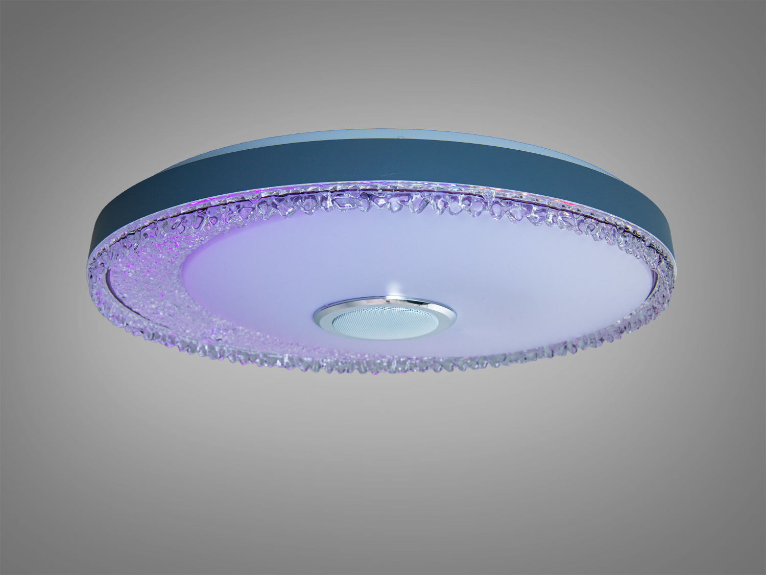 Стельова лампа з фіолетовим відтінком світла і кристалічним обрамленням. Підходить для створення атмосферного освітлення в сучасних інтер′єрах.