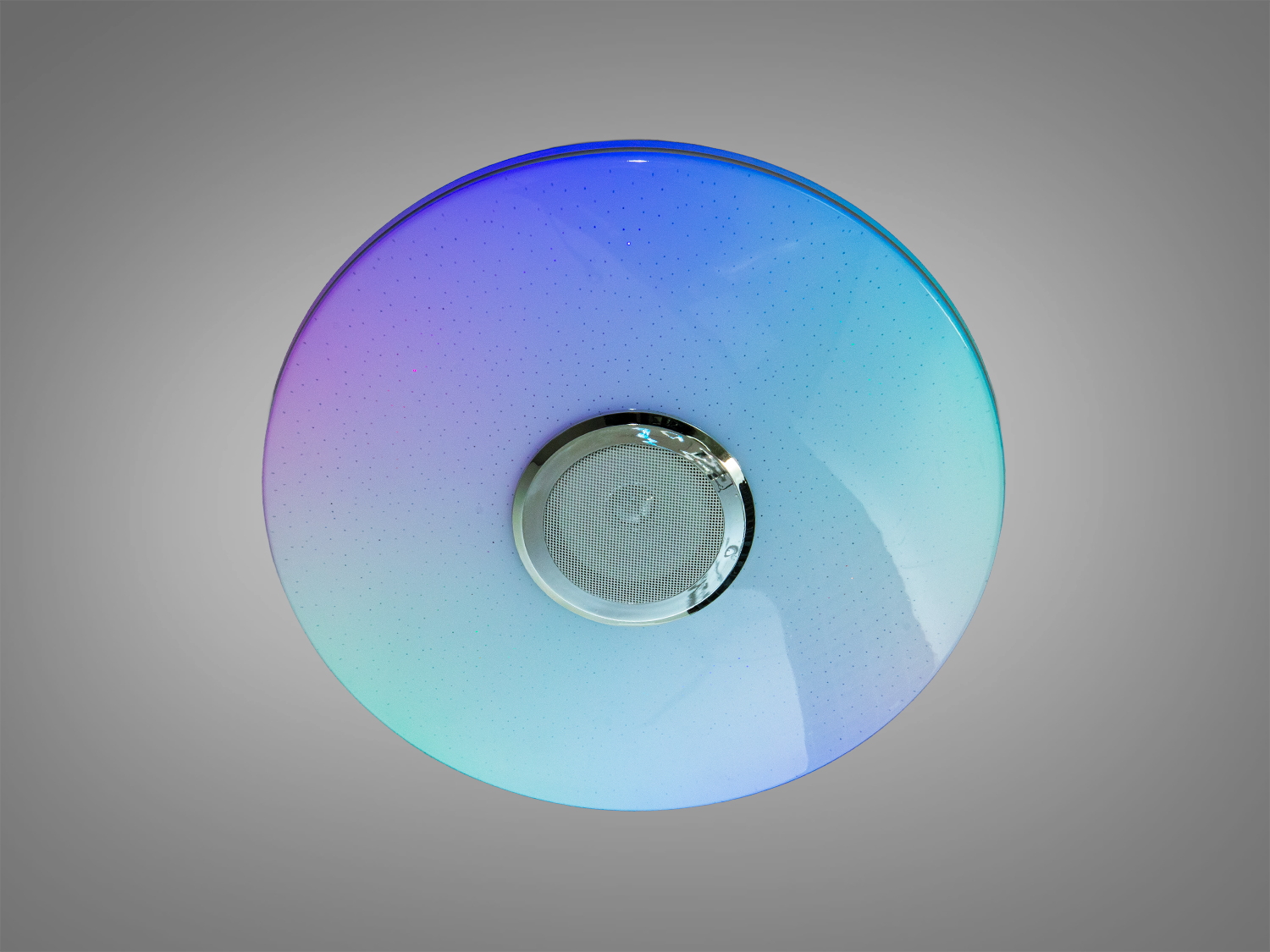 Стельовий світильник круглої форми з різнокольоровим підсвічуванням, центральна частина з металевим обрамленням. Ідеальний для вітальні.