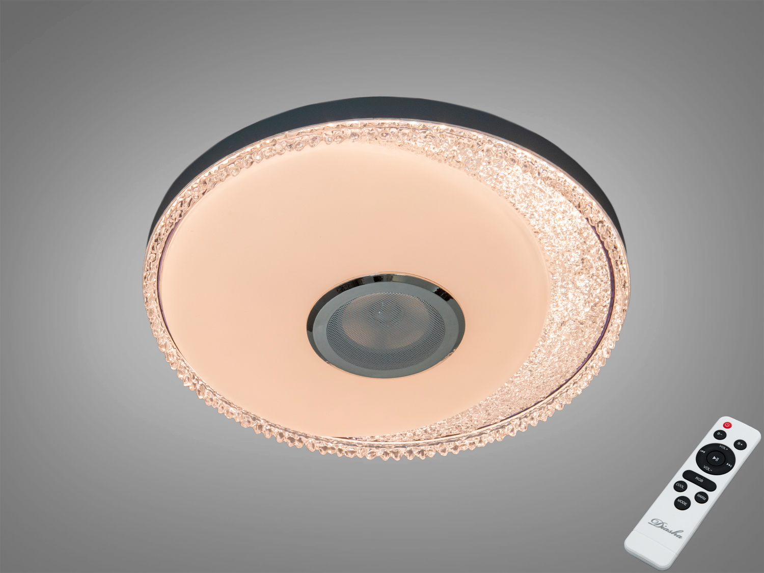 Смарт LED люстра 70 Вт для кімнат ≈12 м² з RGB та Bluetooth‑колонкою. Керування пультом і через Smart Life (Tuya), сцени, димування, синхронізація світла з музикою.